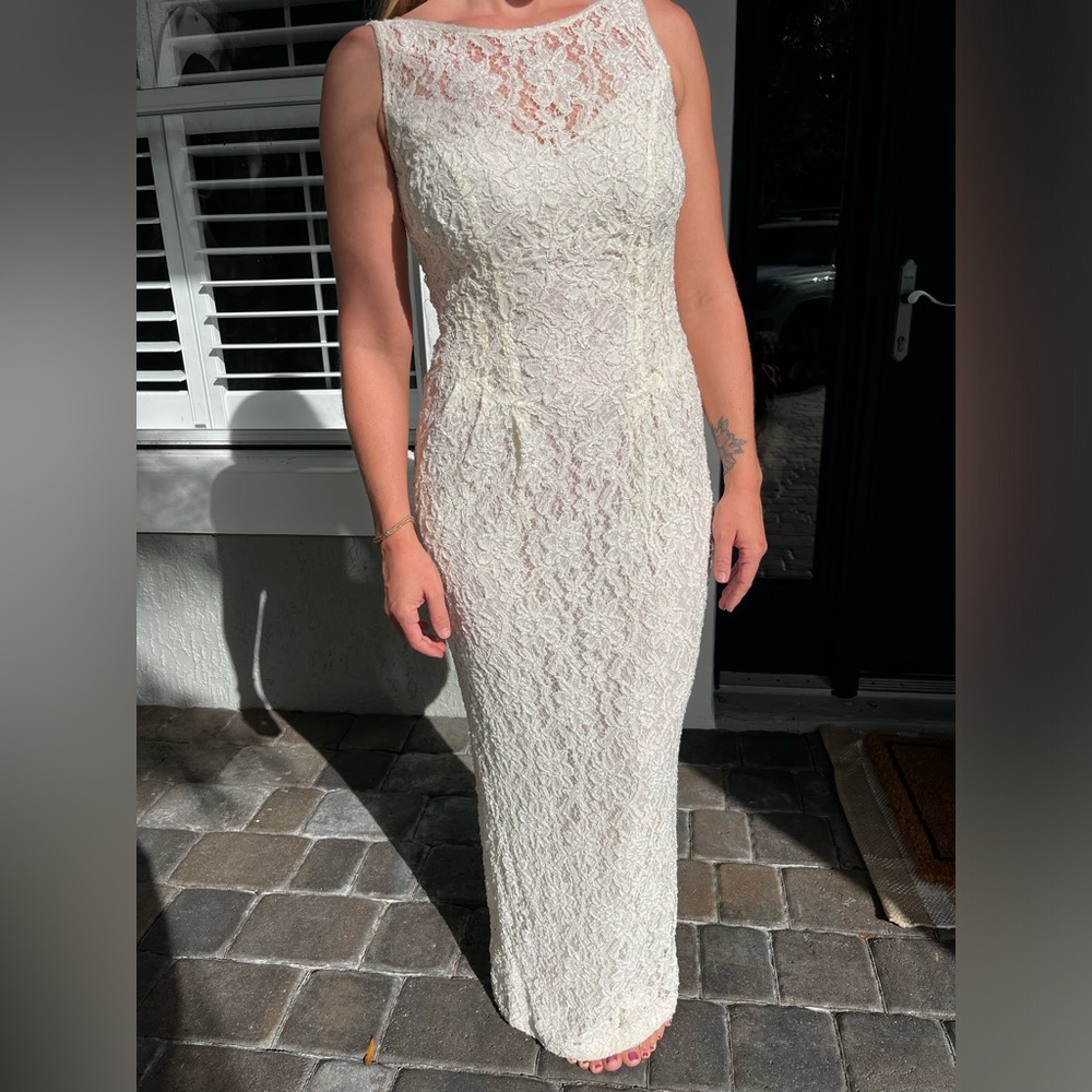 Vintage Ivory Beaded Lace Wedding Dress Bridal Gown Size 4 - Picture 5 of 15